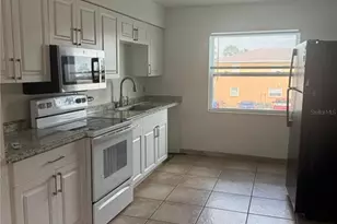712 Michigan Ct, Saint Cloud, FL 34769 - Photo 2
