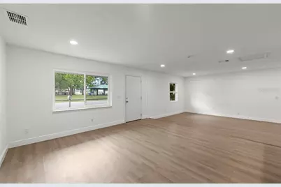 1087 Swan Street, Melbourne, FL 32935 - Photo 4