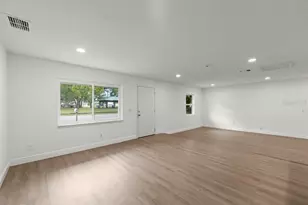 1087 Swan St, Melbourne, FL 32935 - Photo 4
