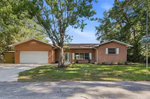 33201 Coventry Dr, Leesburg, FL 34788 - Photo 2
