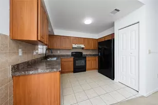 632 Deauville Ct, Kissimmee, FL 34758 - Photo 6