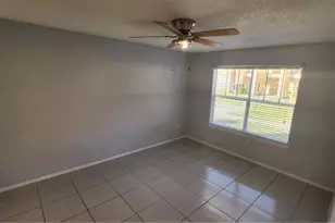 2207 Antigua Pl, Kissimmee, FL 34741 - Photo 10