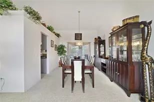 2382 Queenswood Cir, Kissimmee, FL 34743 - Photo 8
