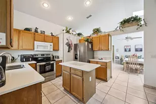 2948 Pembridge St, Kissimmee, FL 34747 - Photo 10