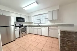 2027 Balboa Way, Kissimmee, FL 34741 - Photo 4