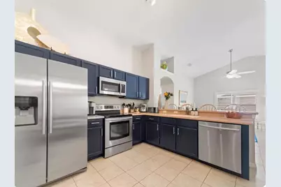2916 Blooming Alamanda Loop, Kissimmee, FL 34747 - Photo 10
