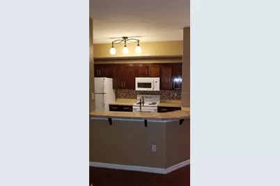 5542 Metrowest Boulevard #106, Orlando, FL 32811 - Photo 6