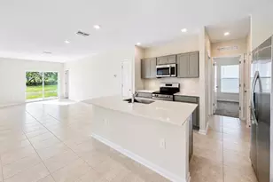 1744 Teagan Ln, Winter Haven, FL 33884 - Photo 4
