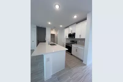 471 Thompson Village Avenue, Apopka, FL 32703 - Photo 4