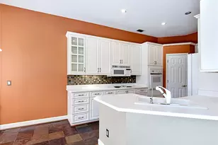 3880 Hunter's Isle Dr, Orlando, FL 32837 - Photo 14