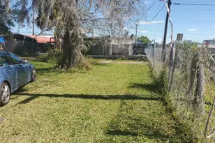 2213 W Parker St, Lakeland, FL 33815 - Photo 1
