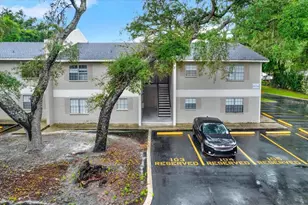 14468 Reuter Strasse Cir, Tampa, FL 33613 - Photo 2