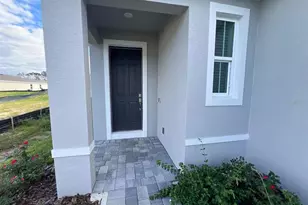 1241 Atlantic Ave, Fruitland Park, FL 34731 - Photo 2