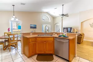 513 Balmoral Dr, Davenport, FL 33896 - Photo 6