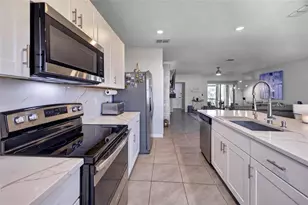 1832 Katz Crossing Dr, Kissimmee, FL 34744 - Photo 8