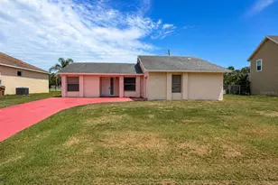 766 Maderia Ct, Kissimmee, FL 34758 - Photo 1