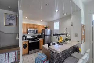 4013 Venetian Bay Dr, Kissimmee, FL 34741 - Photo 6