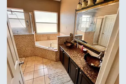 577 Maricopa Drive, Kissimmee, FL 34758 - Photo 8