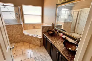 577 Maricopa Dr, Kissimmee, FL 34758 - Photo 8