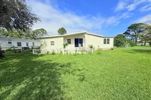220 Ellsworth Dr, Kissimmee, FL 34758 - Photo 2