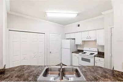 911 N Orange Avenue #321, Orlando, FL 32801 - Photo 12