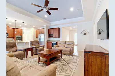 686 Irvine Ranch Rd, Poinciana, FL 34759 - Photo 4