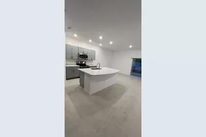 5080 Revolutionary Way, Saint Cloud, FL 34769 - Photo 2