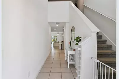 2087 Old Pasture Ln, Lakeland, FL 33801 - Photo 4