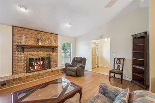 1081 Salsona Ave, Kissimmee, FL 34744 - Photo 8