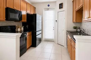 7996 Edgewood Forest Dr, Orlando, FL 32827 - Photo 6