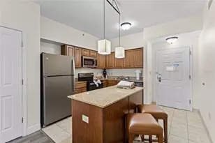 12544 Floridays Resort Dr, Orlando, FL 32821 - Photo 8