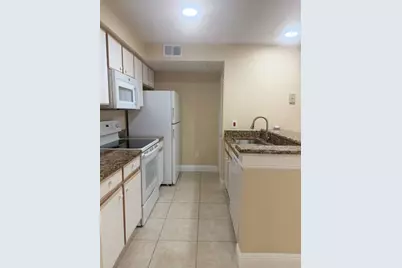 2208 Antigua Place #926, Kissimmee, FL 34741 - Photo 6
