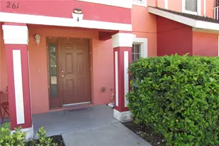 261 Autumn Ln, Kissimmee, FL 34743 - Photo 2