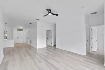 4406 Hidden Meadow Drive, Kissimmee, FL 34746 - Photo 12