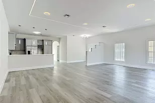 1008 Universal Rest Pl, Kissimmee, FL 34744 - Photo 6