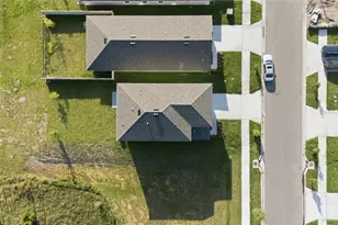 17786 Acorn Drop Rd, Land O Lakes, FL 34638 - Photo 8