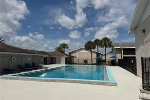 804 Sky Lake Cir, Orlando, FL 32809 - Photo 8