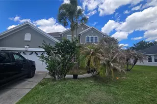 1565 The Oaks Blvd, Kissimmee, FL 34746 - Photo 2