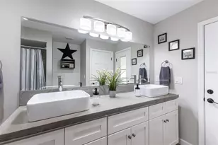 1999 Sir Lancelot Cir, Saint Cloud, FL 34772 - Photo 22