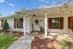 1999 Sir Lancelot Cir, Saint Cloud, FL 34772 - Photo 2