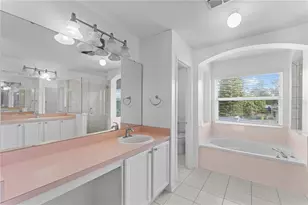 617 Lakescape Ct, Orlando, FL 32828 - Photo 24
