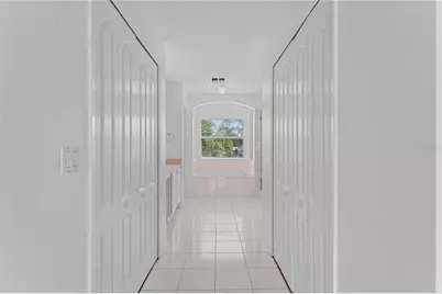 617 Lakescape Court, Orlando, FL 32828 - Photo 22