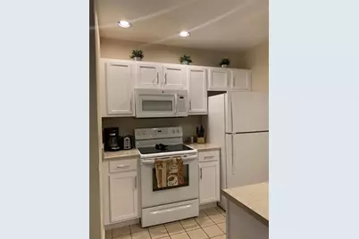 2208 San Vittorino Circle #104, Kissimmee, FL 34741 - Photo 4