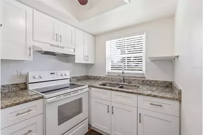 404 E Orlando Avenue #11B, Ocoee, FL 34761 - Photo 4