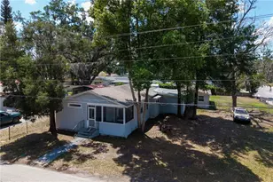 117 W Strickland St, Plant City, FL 33563 - Photo 2