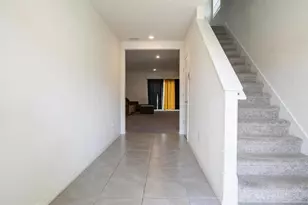 2826 Waterlily Wy, Kissimmee, FL 34759 - Photo 2