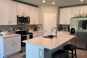 17241 Cagan Crossings Blvd, Clermont, FL 34714 - Photo 4