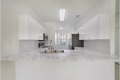 1286 South Beach Circle, Kissimmee, FL 34746 - Photo 6