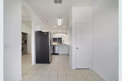 1286 South Beach Circle, Kissimmee, FL 34746 - Photo 4