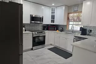 10325 Loubet St, Orlando, FL 32817 - Photo 6